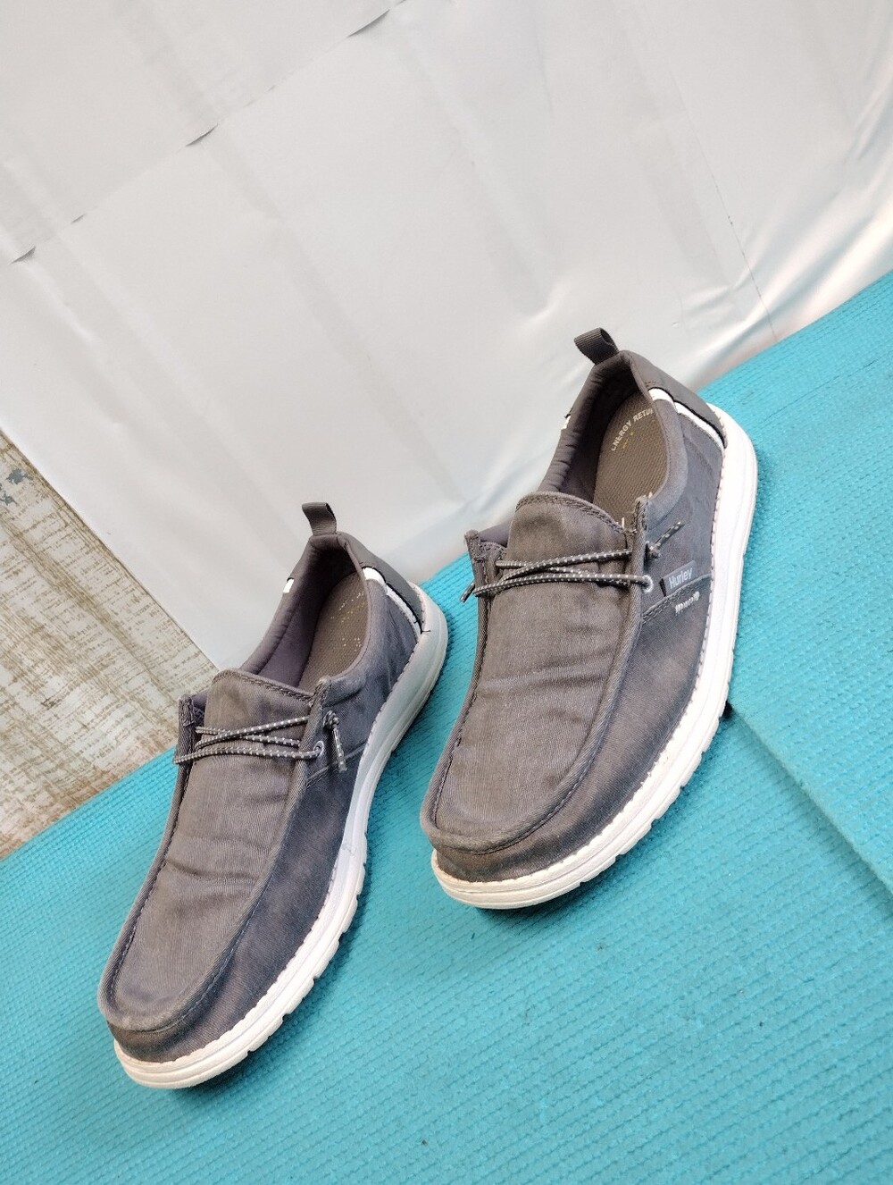 Hurley Men's Gray Canvas Slip On Loafers Shoes 10.5